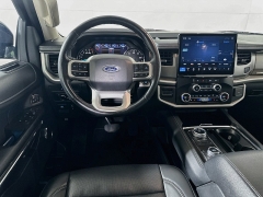 Used 2024  Ford Expedition XLT 4x4 at Graham Auto Mall near Mansfield&comma; OH