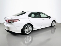 Used 2019  Toyota Camry 4d Sedan XLE at Dutro Auto near Zanesville, OH
