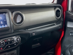 Used 2022  Jeep Gladiator Sport S 4x4 at Dutro Auto near Zanesville&comma; OH