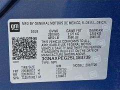 Used 2025  Chevrolet Equinox AWD 4dr LT w/2LT at Dutro Auto near Zanesville, OH