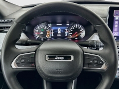 Used 2024  Jeep Compass Latitude 4x4 at Graham Auto Mall near Mansfield&comma; OH