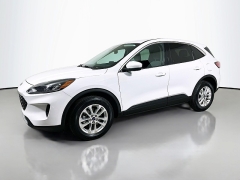 Used 2021  Ford Escape SE Hybrid AWD at Graham Auto Mall near Mansfield, OH