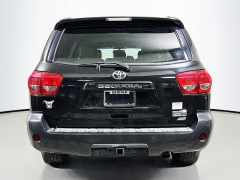 Used 2013  Toyota Sequoia 4d SUV 4WD SR5 FFV at Dutro Auto near Zanesville&comma; OH