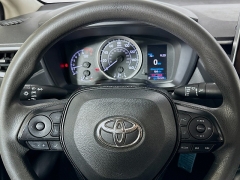 Used 2020  Toyota Corolla 4d Sedan LE at Dutro Auto near Zanesville&comma; OH