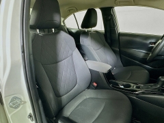 Used 2020  Toyota Corolla 4d Sedan LE at Dutro Auto near Zanesville&comma; OH