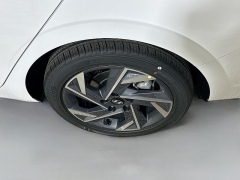 Used 2025  Hyundai Elantra SEL Sport IVT at Graham Auto Mall near Mansfield&comma; OH