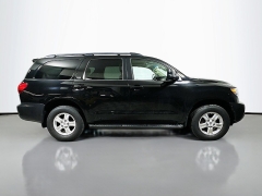 Used 2013  Toyota Sequoia 4d SUV 4WD SR5 FFV at Dutro Auto near Zanesville&comma; OH