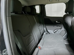 Used 2020  Jeep Renegade 4d SUV 4WD Latitude at Dutro Auto near Zanesville&comma; OH