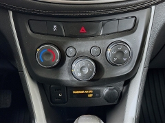 Used 2019  Chevrolet Trax 4d SUV AWD LT at Dutro Auto near Zanesville&comma; OH