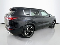 Used 2024  Mitsubishi Outlander SE S-AWC at Dutro Auto near Zanesville&comma; OH
