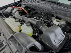 Used 2024  Ford F-150 4WD XLT SuperCrew 5.5' Box Hybrid at Dutro Auto near Zanesville, OH