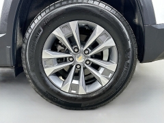 Used 2026  Chevrolet Equinox AWD 4dr LT w&sol;2LT at Dutro Auto near Zanesville&comma; OH