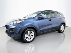 Used 2017  Kia Sportage 4d SUV AWD LX Popular at Dutro Auto near Zanesville&comma; OH