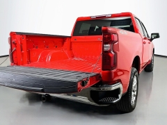 Used 2024  Chevrolet Silverado 1500 4WD Crew Cab 147" LT w&sol;1LT at Dutro Auto near Zanesville&comma; OH
