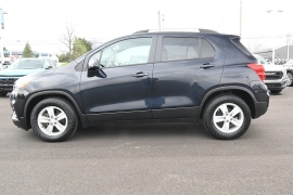 Used 2021  Chevrolet Trax FWD 4dr LT at Graham Auto Mall near Mansfield&comma; OH