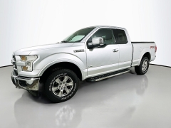 Used 2017  Ford F-150 4WD SuperCab Lariat at Dutro Auto near Zanesville&comma; OH