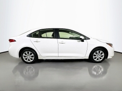 Used 2020  Toyota Corolla 4d Sedan LE at Dutro Auto near Zanesville&comma; OH