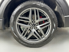 Used 2025  Ford Explorer ST-Line 4WD at Graham Auto Mall near Mansfield&comma; OH