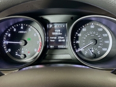 Used 2017  Hyundai Santa Fe Sport 4d SUV FWD 2.4L Popular at Graham Auto Mall near Mansfield, OH