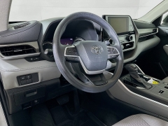 Used 2023  Toyota Highlander L FWD at Dutro Auto near Zanesville, OH