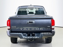 Used 2022  Toyota Tacoma 4WD SR Double Cab 5ft Bed V6 AT at Dutro Auto near Zanesville, OH