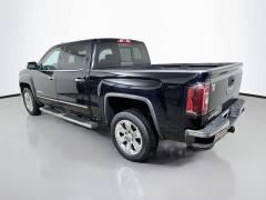 Used 2018  GMC Sierra 1500 4WD Crew Cab SLT at Dutro Auto near Zanesville&comma; OH