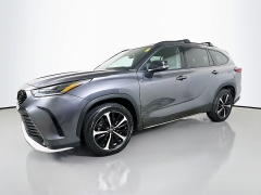 Used 2022  Toyota Highlander XSE AWD at Dutro Auto near Zanesville&comma; OH