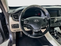 Used 2015  Kia K900 4d Sedan Luxury at Graham Auto Mall near Mansfield&comma; OH