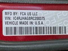 Used 2024  Jeep Grand Cherokee Altitude 4x4 at Graham Auto Mall near Mansfield&comma; OH