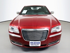 Used 2014  Chrysler 300C 4d Sedan V8 AWD at Dutro Auto near Zanesville&comma; OH