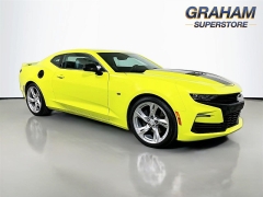 Used 2021  Chevrolet Camaro 2dr Cpe 2SS at Graham Auto Mall near Mansfield&comma; OH
