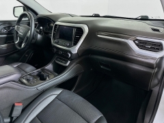 Used 2023  GMC Acadia AWD 4dr SLT at Dutro Auto near Zanesville&comma; OH