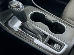 Used 2021  Chevrolet Equinox FWD 4dr LT w&sol;1LT at Dutro Auto near Zanesville&comma; OH