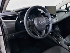 Used 2024  Toyota Corolla LE CVT at Graham Auto Mall near Mansfield&comma; OH