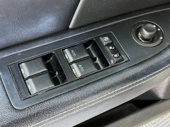 Used 2012  Chrysler 200 4d Sedan Limited at Dutro Auto near Zanesville&comma; OH