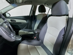 Used 2012  Chevrolet Cruze 4d Sedan LS at Dutro Auto near Zanesville&comma; OH