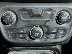Used 2020  Jeep Compass 4d SUV 4WD Limited at Graham Auto Mall near Mansfield&comma; OH