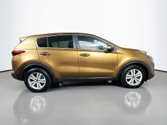 Used 2017  Kia Sportage 4d SUV FWD LX at Dutro Auto near Zanesville&comma; OH
