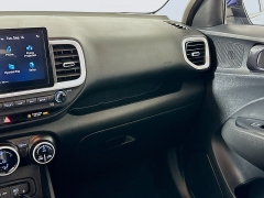 Used 2023  Hyundai Venue Limited IVT at Graham Auto Mall near Mansfield, OH
