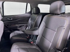 Used 2023  GMC Acadia AWD 4dr AT4 at Graham Auto Mall near Mansfield&comma; OH