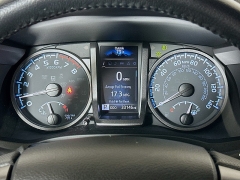Used 2022  Toyota Tacoma 4WD TRD Off Road Double Cab 5ft Bed V6 AT at Dutro Auto near Zanesville&comma; OH