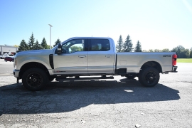 New 2027  Ford Super Duty F-350 4WD LARIAT Crew Cab SRW 8' Box at Graham Auto Mall near Mansfield&comma; OH