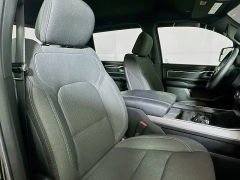 Used 2022  Ram 1500 4WD Big Horn Crew Cab 5'7" Box at Graham Auto Mall near Mansfield&comma; OH