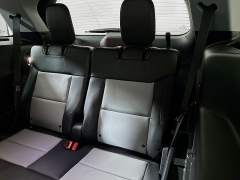 Used 2023  Ford Explorer XLT 4WD at Dutro Auto near Zanesville&comma; OH