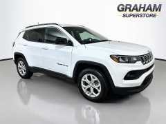 Used 2024  Jeep Compass Latitude 4x4 at Graham Auto Mall near Mansfield&comma; OH