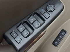 Used 2017  Chevrolet Tahoe 4d SUV 4WD LT at Dutro Auto near Zanesville&comma; OH