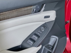 Used 2018  Honda Accord Sedan 4d Touring 1.5L at Graham Auto Mall near Mansfield, OH