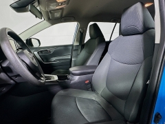 Used 2020  Toyota RAV4 4d SUV AWD LE at Dutro Auto near Zanesville&comma; OH