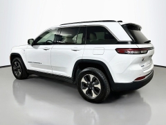 Used 2022  Jeep Grand Cherokee 4xe 4x4 at Dutro Auto near Zanesville&comma; OH