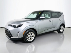 Used 2024  Kia Soul LX IVT at Dutro Auto near Zanesville&comma; OH